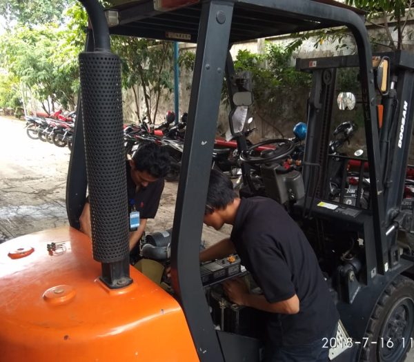 Service Forklift Sukatani Purwakarta