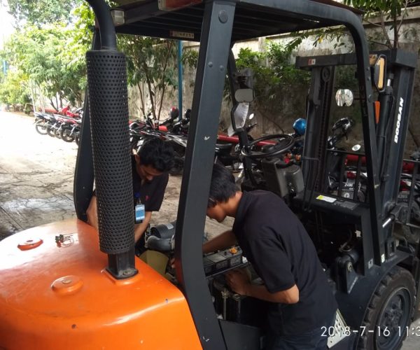 Service Forklift Duren Jaya