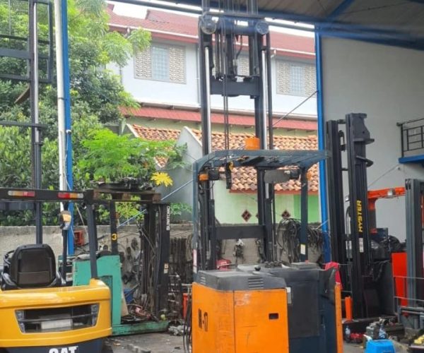 Service Forklift Babakan Madang