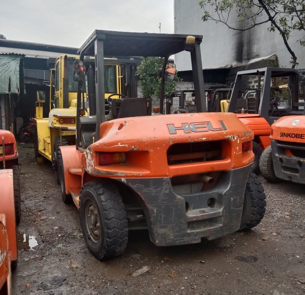 Service Forklift Babakan Madang